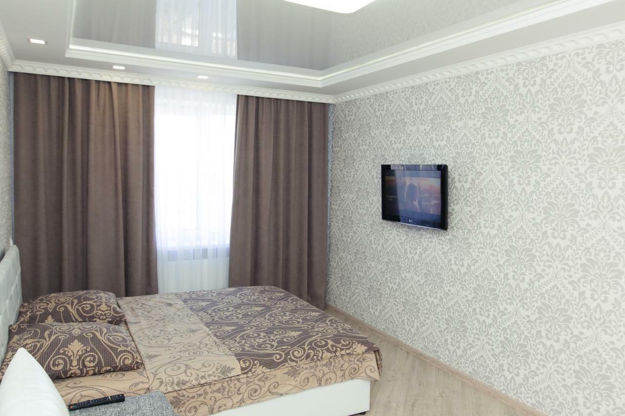 Luxury Apart-Hotel On Kondrateva Street Sumy Exterior foto